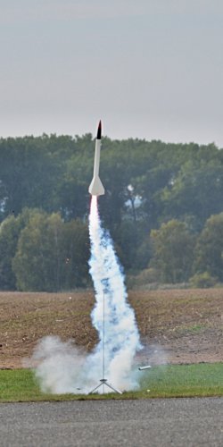 Neznamy model - vyrazeny motor